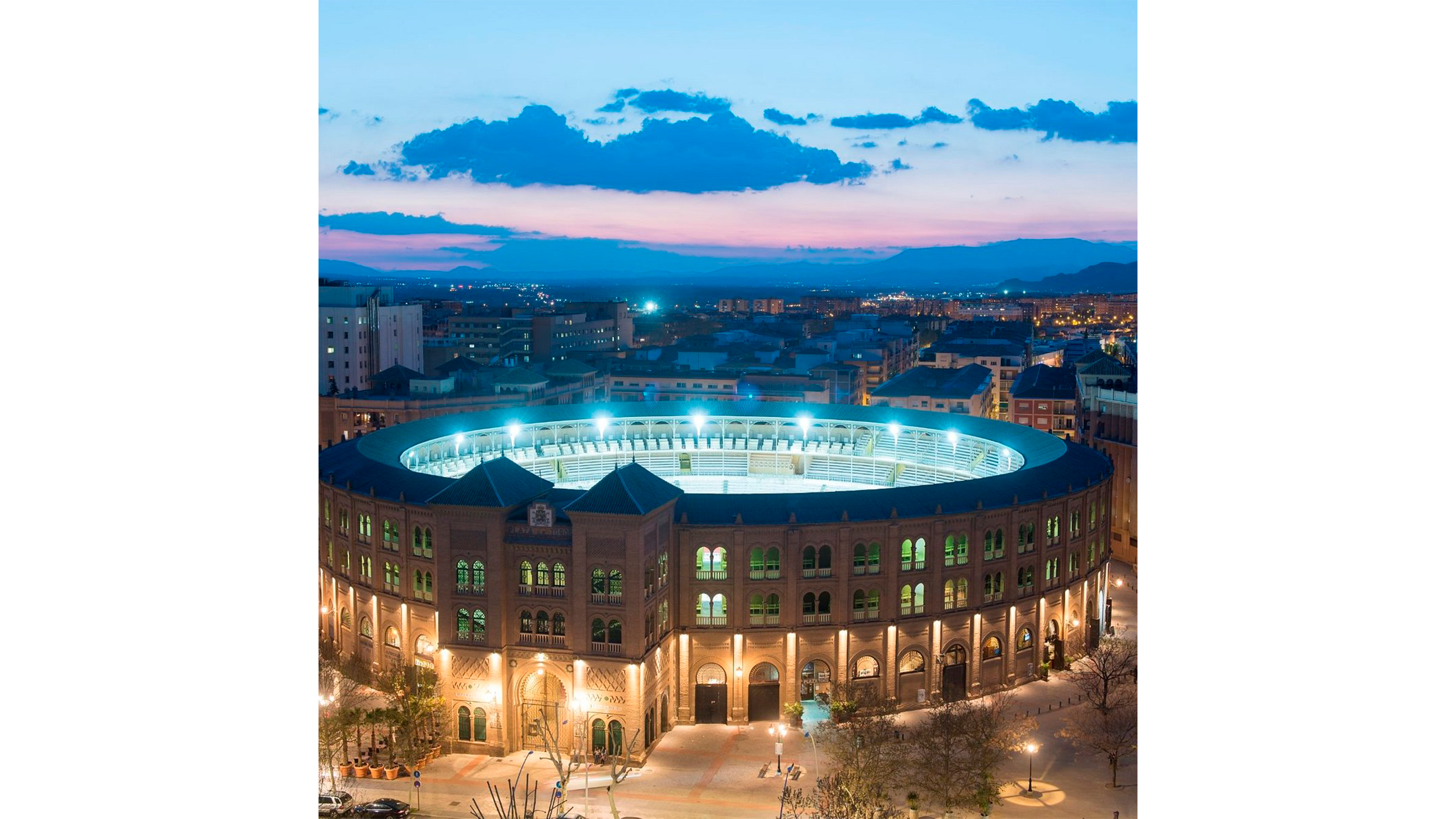 PLAZA DE TOROS DE GRANADA